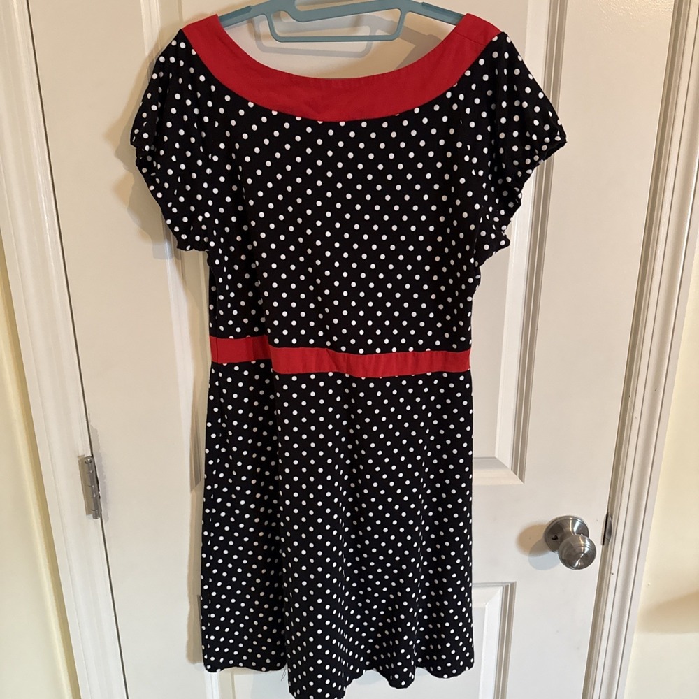 Sourpuss Belki Dress CL Red Black White Polka Dot Stretch Pinup Rockabilly - Picture 3 of 6